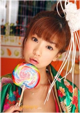 Aki Hoshino  from ALLGRAVURE
