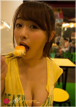 Marina Shiraishi  from ALLGRAVURE