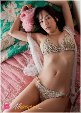 Yuri Hamada  from ALLGRAVURE