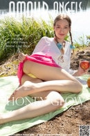 Lola Wink in Honey Glow gallery from AMOUR ANGELS by Wart