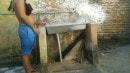 O Barbeiro Dotadao Espumando O Rabo Do Cliente O Barbeiro Dotadao Espumando O Rabo Do Cliente