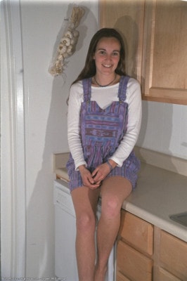 Chloe  from ATKARCHIVES