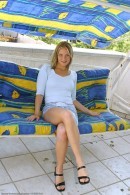 Liz in masturbation gallery from ATKARCHIVES