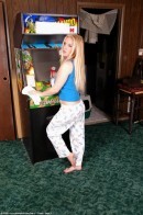 Amber Lee in babes gallery from ATKARCHIVES
