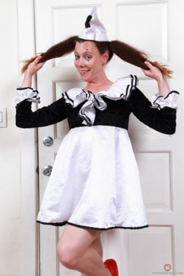 Elizabeth  from ATKHAIRY