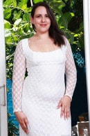Dria Submits Is All In White And Looking Sharp