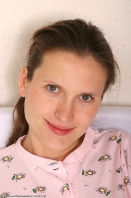 Steffi  from ATKPETITES