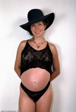 Oksana  from ATKPETITES