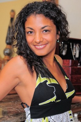 Neela Sky  from ATKPETITES