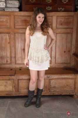 Jada  from ATKPETITES