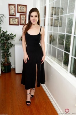 Juliette March  from ATKPETITES