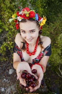 Anna Kais  from BOHONUDE