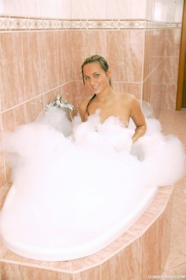 Marilyn B  from CLUBSWEETHEARTS