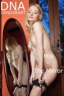 Mia in The Mirror gallery from DENUDEART by Lorenzo Renzi