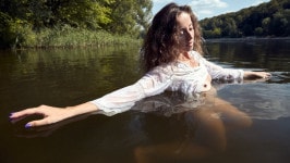 Julya Bond  from HOTANDSENSUAL