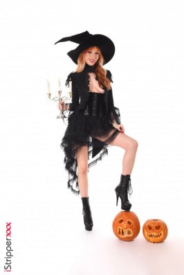 Lilly Mays  from ISTRIPPER