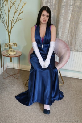 Kelsey  from ONLYSILKANDSATIN