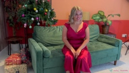 Siobhan Graves  from ONLYTEASE