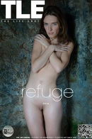 Pata in Refuge gallery from THELIFEEROTIC by Oliver Nation