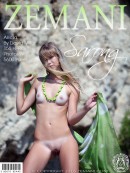Alicia in Sarong gallery from ZEMANI by David Miller