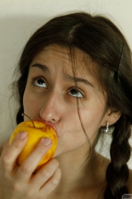 Clara Tribech  from ZISHY