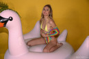 Emily Swan in Vivid Color gallery from METART by Cassandra Keyes - #5