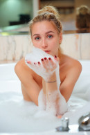 Kelly Collins in Blowing Bubbles gallery from METART by Arkisi - #16