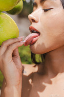 Liloo in Tropical Heat gallery from METART by Mark - #14