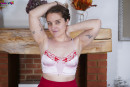 Tamsin Riley in Vibe With Me gallery from WANKITNOWVR - #5
