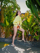 Foxy Alissa in Summer Refresh gallery from METART by Arkisi - #8