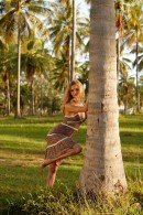 Lizi in Tropics gallery from METMODELS by Nudero - #13