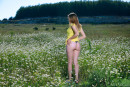 Dakota Pink in Daisy Field gallery from METART by Matiss - #5
