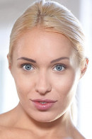 Angelika Grays nude aka Angelika Greys from Metart
ICGID: CX-00QNH