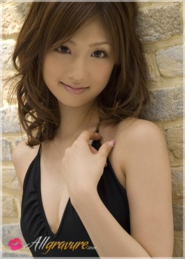 Yuko Ogura  from ALLGRAVURE