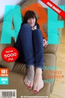 Zanet in Totally Amateur Feet gallery from AMATEURPRAGUEFEET