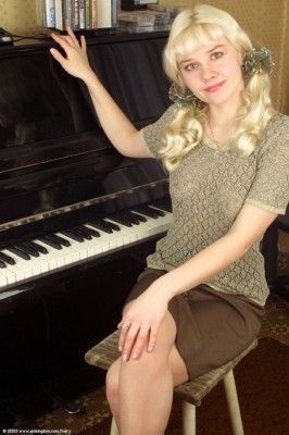 Olesya  from ATKARCHIVES