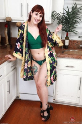 Gigi  from ATKGALLERIA