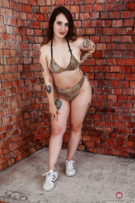 Gigi  from ATKGALLERIA