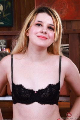 Dez Hansen  from ATKGALLERIA