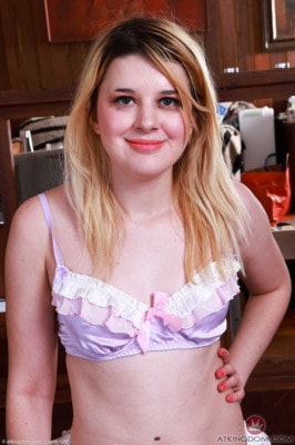 Dez Hansen  from ATKGALLERIA