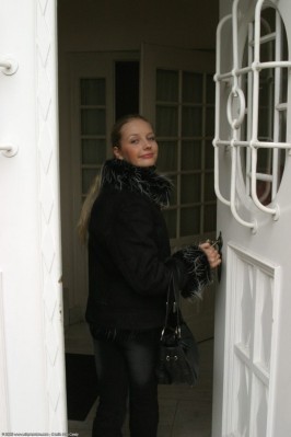 Nicole  from ATKPETITES