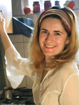 Kris  from ATKPETITES