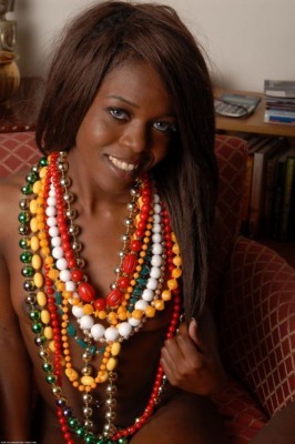 Leah  from ATKPETITES