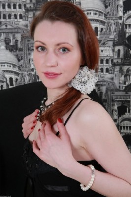 Alice  from ATKPETITES