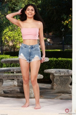 Angel Gostosa  from ATKPETITES