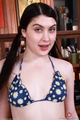 Daydream Daisy  from ATKPETITES