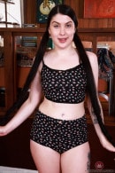 Daydream Daisy in Babes gallery from ATKPETITES by GB Photography