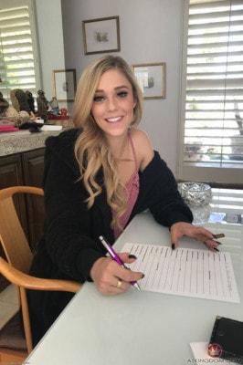 Kali Roses  from ATKPETITES