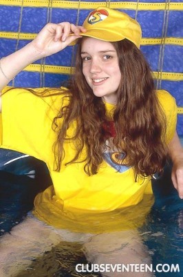 Femke B  from CLUBSWEETHEARTS