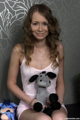 Julia T  from CLUBSWEETHEARTS